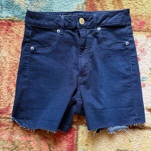 GUC sz 4 American Eagle Outfitters Black Shorts